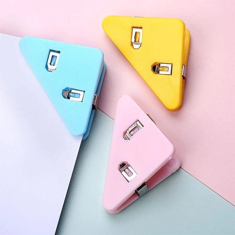 Giftock Triangular Plastic Paper Clips,Clamps for Preventing Paper Corners from Bending Ideal Tool Attaching Documents to Student Reading, Bunch or Office Clip Art 10 Pc