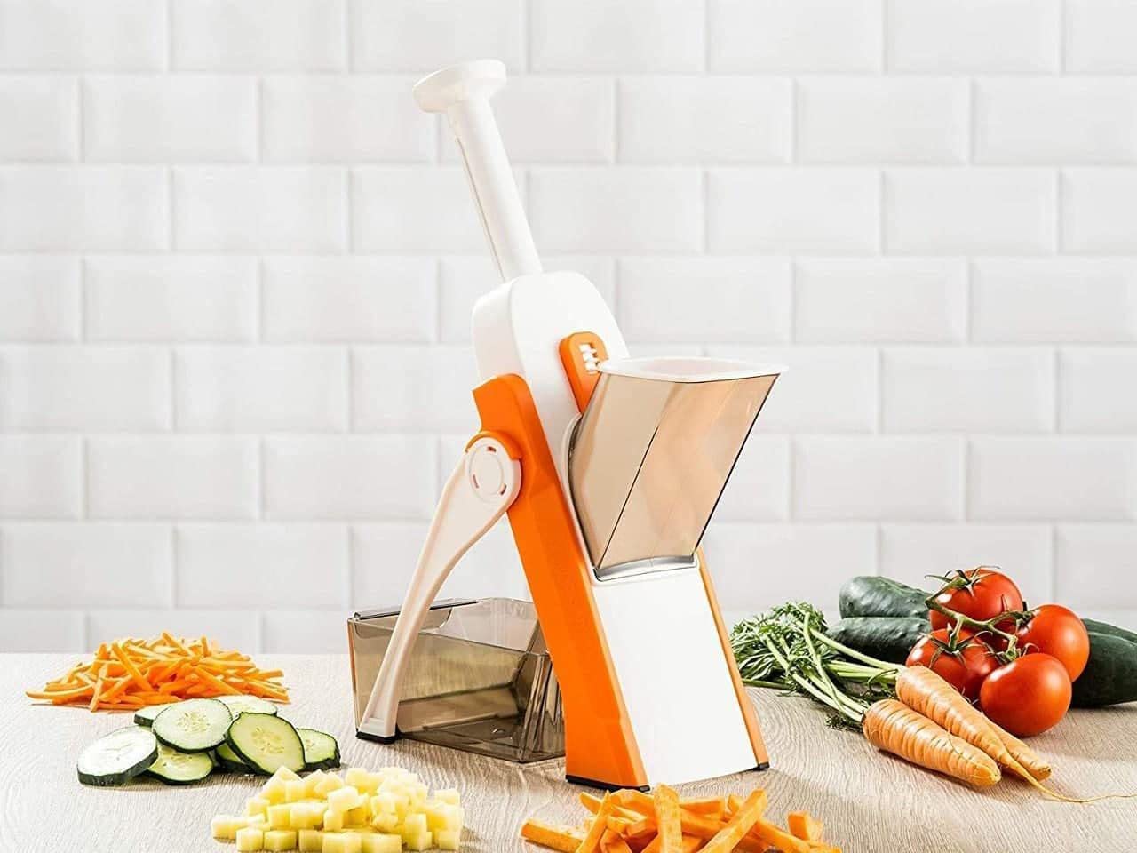 Giftock Multipurpose Slicer Cutter-Dual Stainless Steel Cutting Blades Spiral Slicer for Zucchini Spaghetti Noodles- Veg. Salad Maker Slicer for Kitchen (Watermelon Slicer)