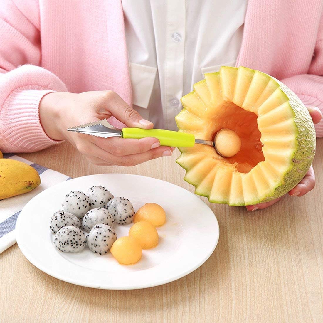 Giftock 2 in 1 Melon Ball Maker and Stainless Steel Multi Functional Dig Scoop with Carving Knife for DIY Fruit Salads and Desserts Cake Ice Cream Scoopar