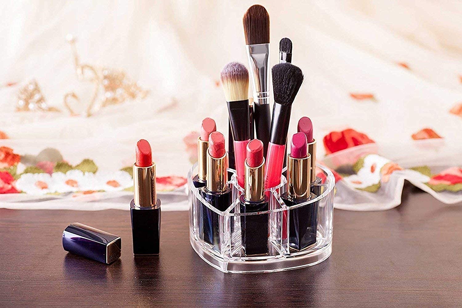 Giftock Heart shape acrylic cosmetic stand | Brush Storage box Organizer | Acrylic Heart Shape Lipstick Holder | Acrylic Heart Shape cosmetic Organizer