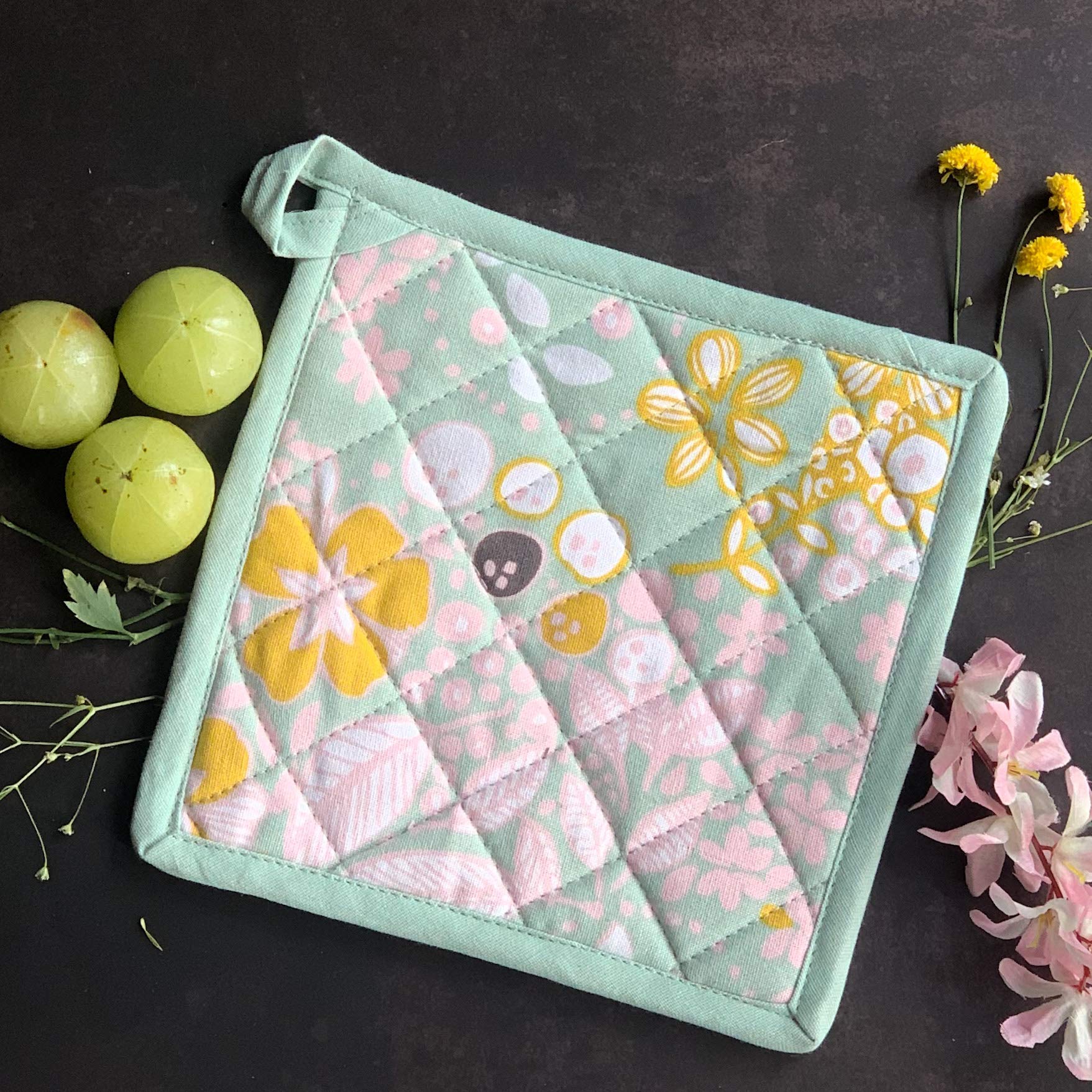 Giftock Printed Cotton Oven Mitten with Pot Holder (Multi)