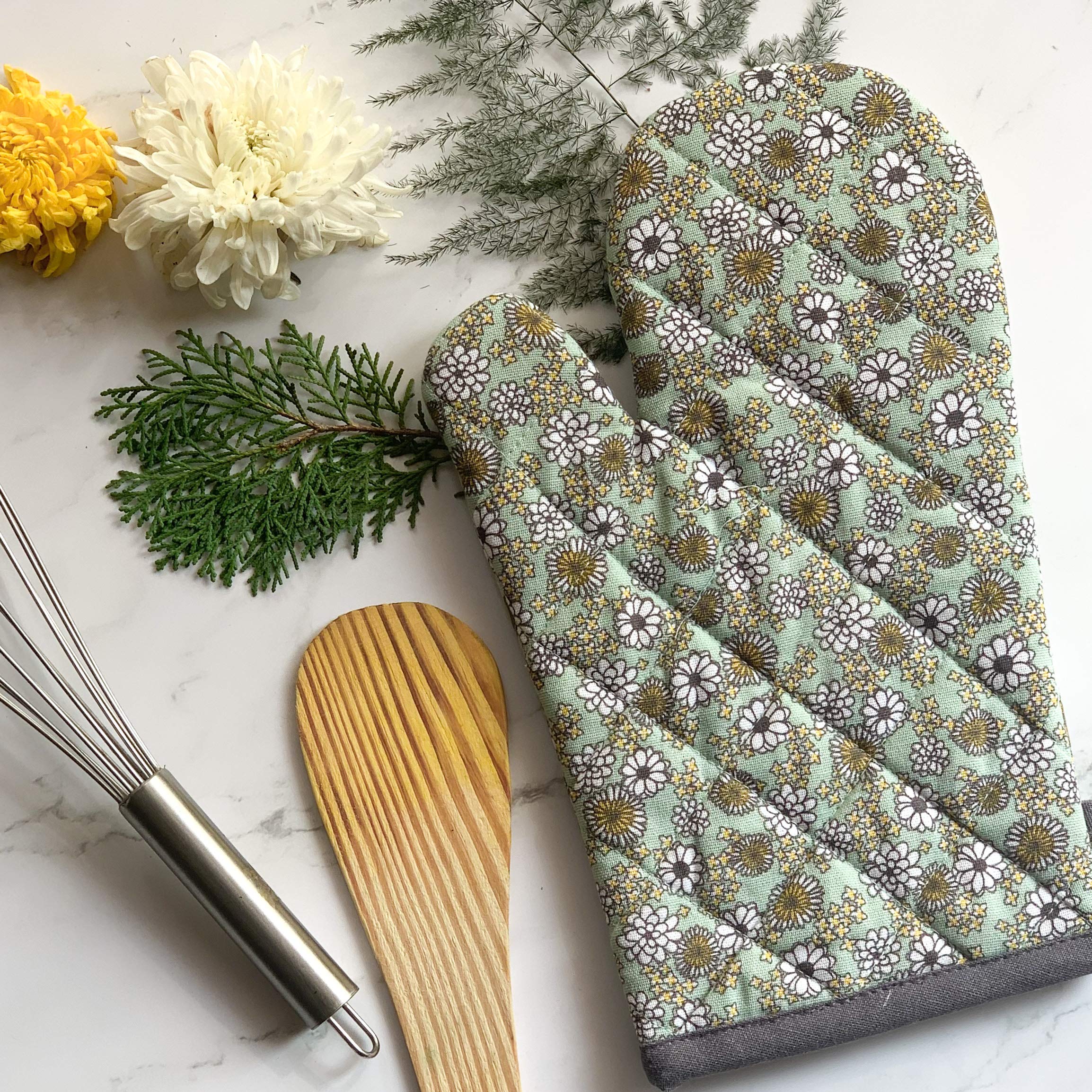 Giftock Printed Cotton Oven Mitten with Pot Holder (Multi)